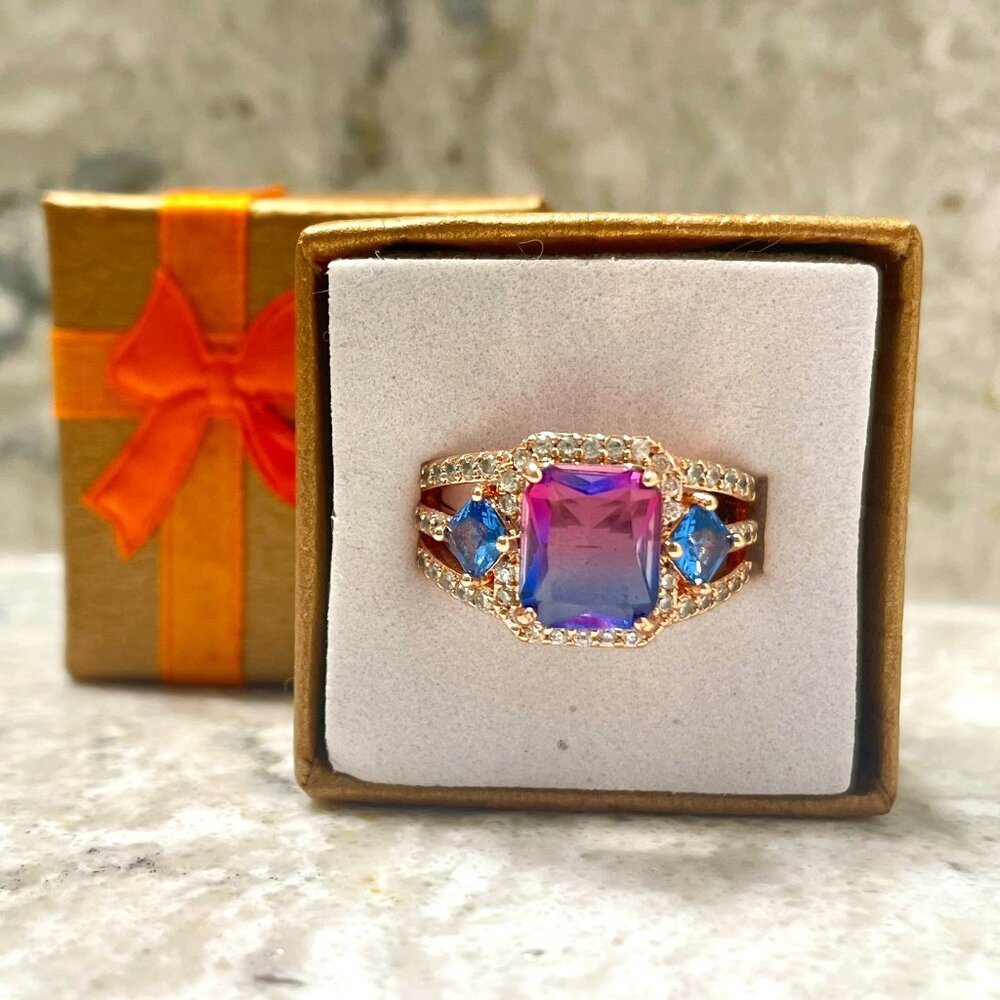 Bomb Party ring; size 9